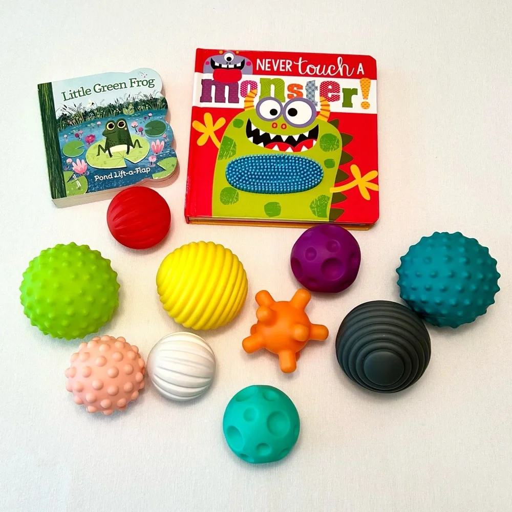 Baby Toddler Sensory Early Learning Development Book Bundle & Textured Ball Set
